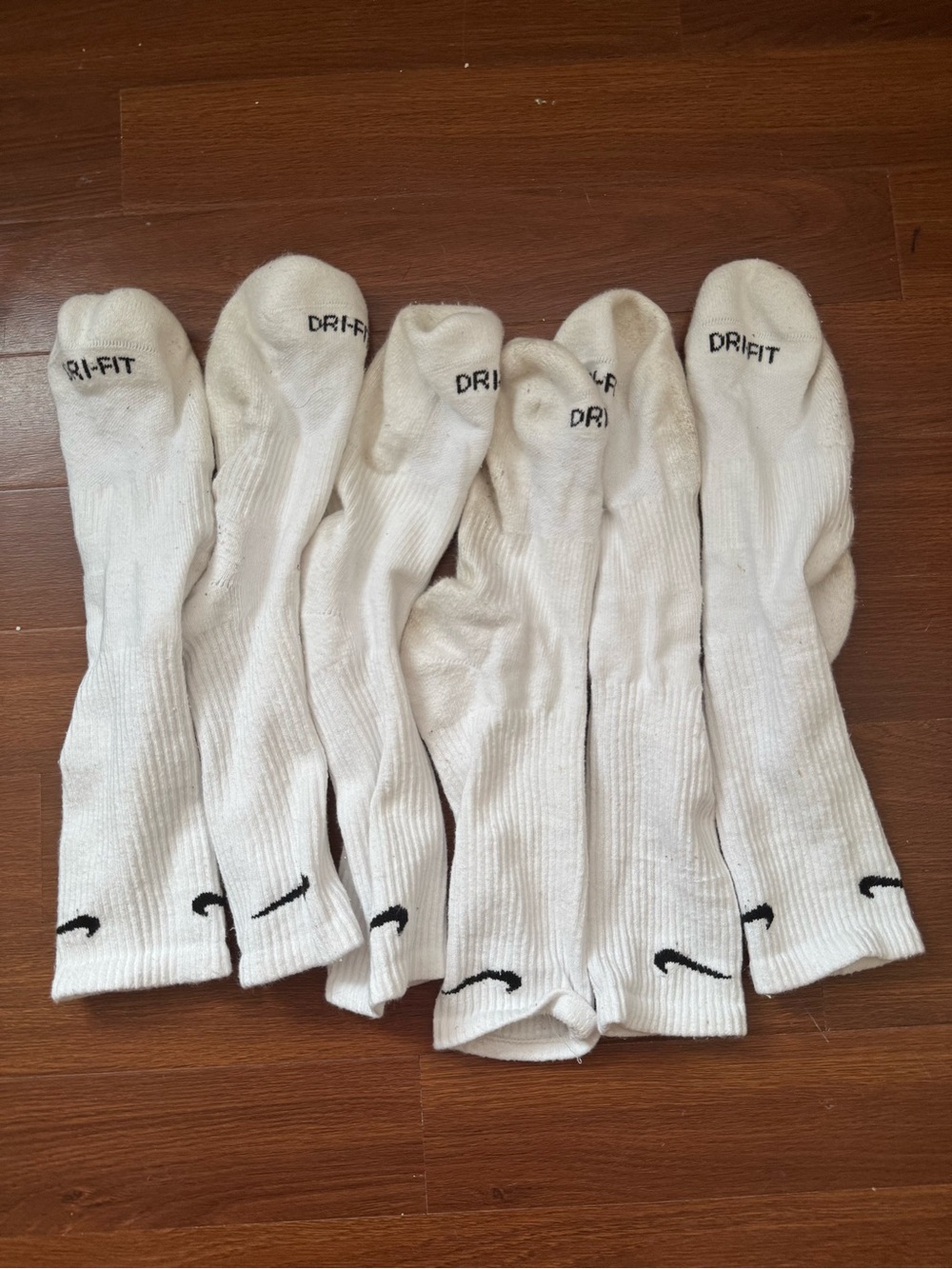 Nike Everyday Plus Dri-Fit White Athletic Crew Socks 3 Packs